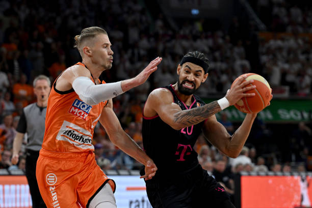 赛变得更具 赛变得更具